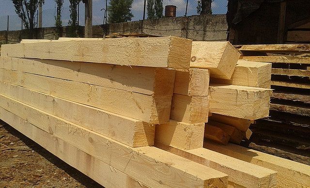 Стропила, мауэрлат, шалевка, брус, доска, сосна