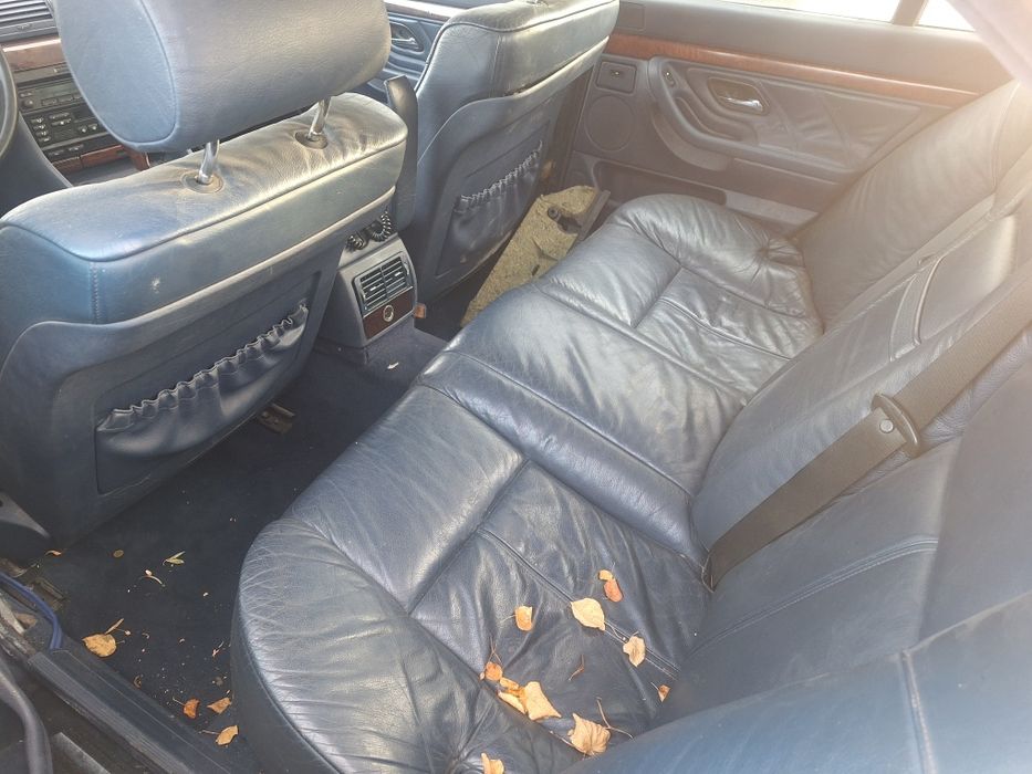 BMW e38 728iA na części