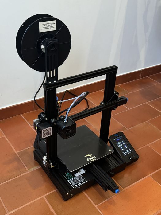Impressora 3D Creality Ender 3 v2 + acessorios originais