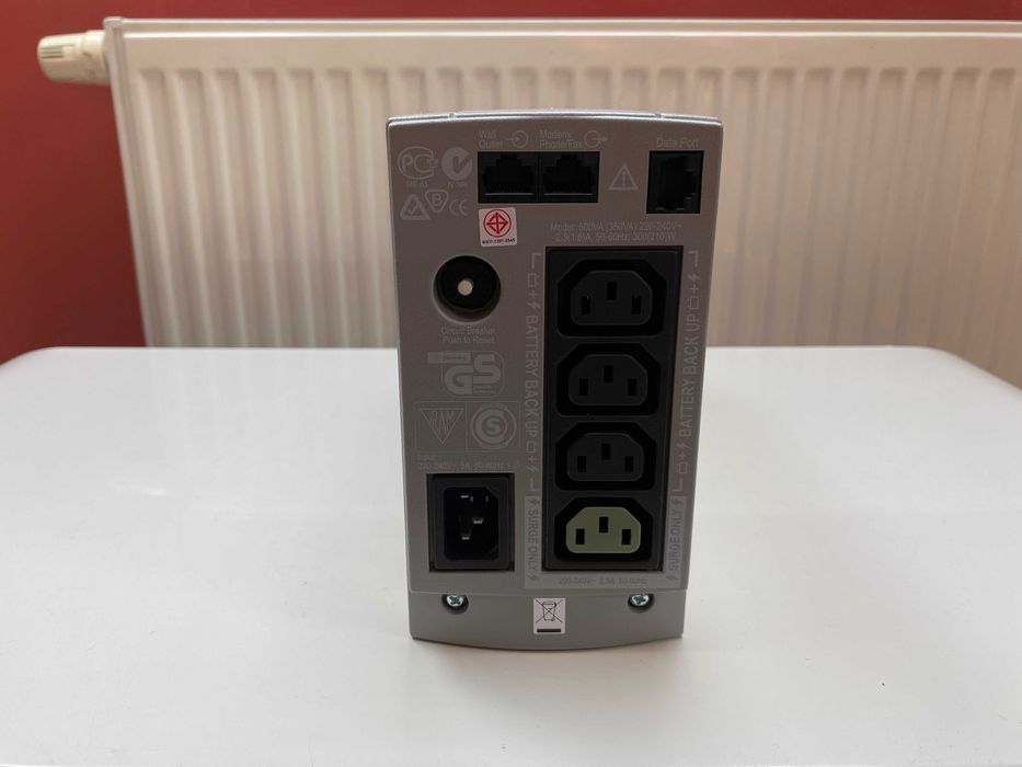 UPS zasilacz awaryjny APC Back-UPS CS 500 BK500EI BDB. stan + przewody