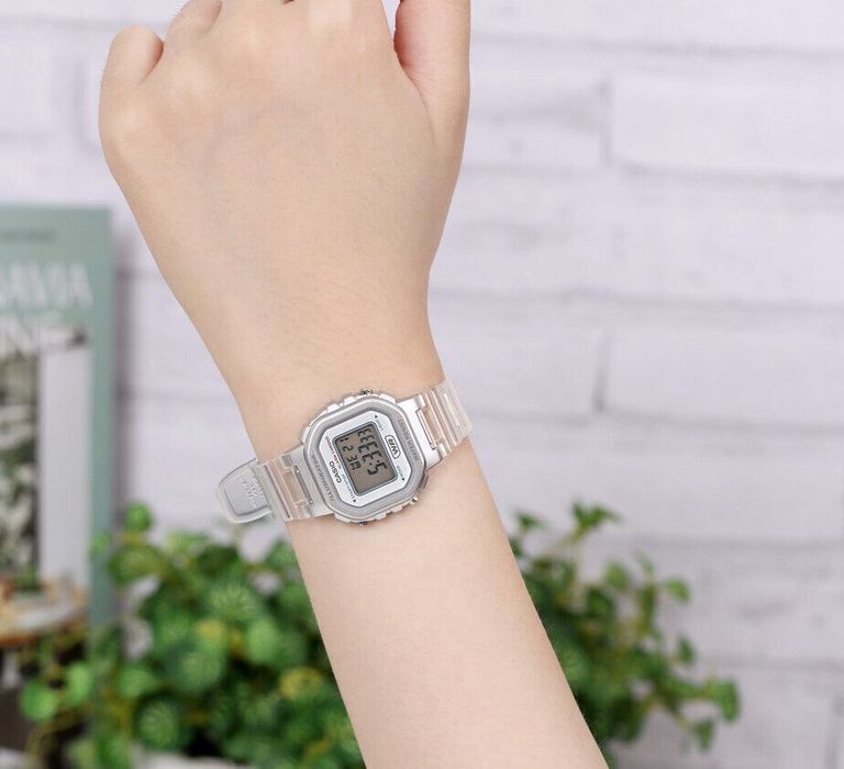 ZEGAREK DZIECIĘCY CASIO LA-20WHS-7A + BOX Casio