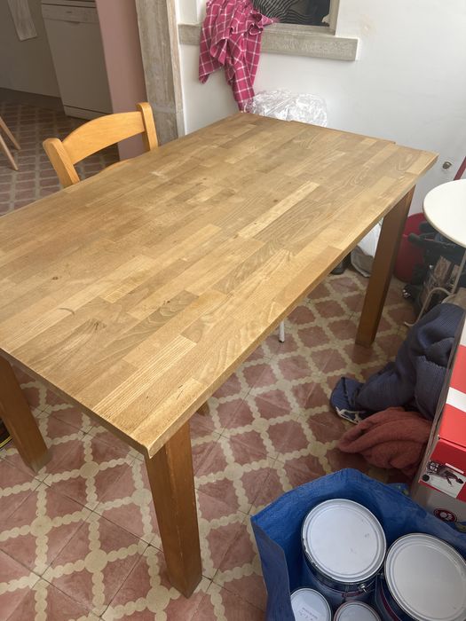 Mesa em madeira macisa Area Sore