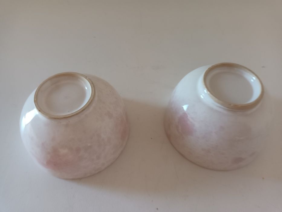 2 Tigelinhas tingidas com vinho tinto