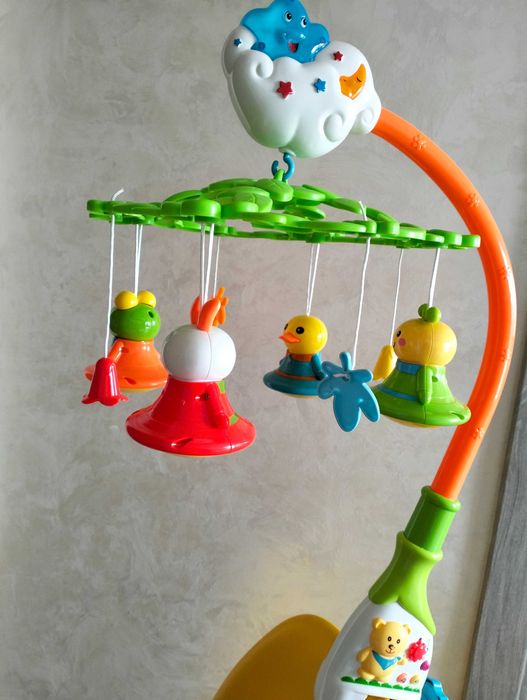 Мобіль на дитяче ліжечко