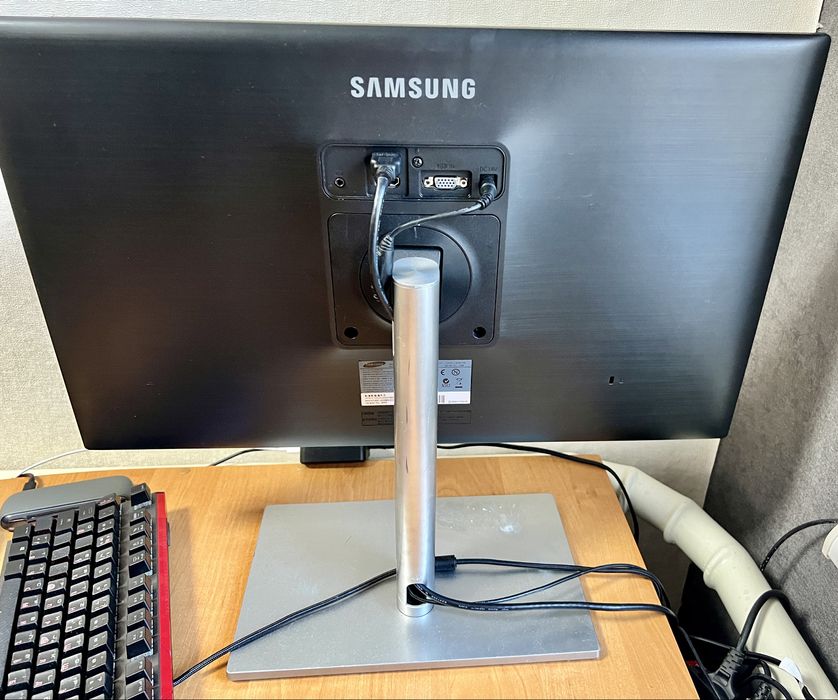 Мониітор Samsung S24C750P 24