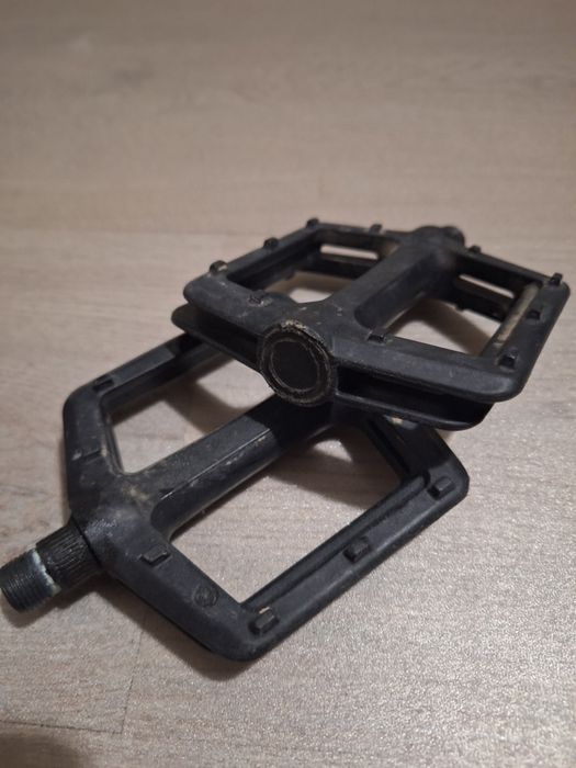 Pedały bontrager platformy
