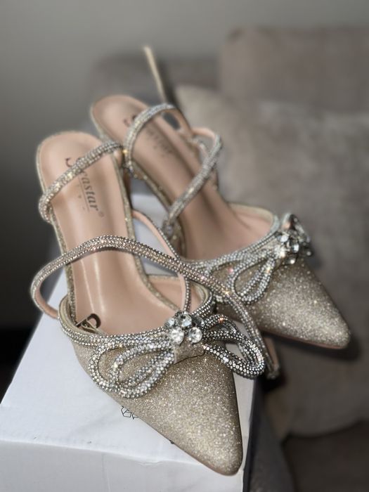 Туфлі жіночі блискучі