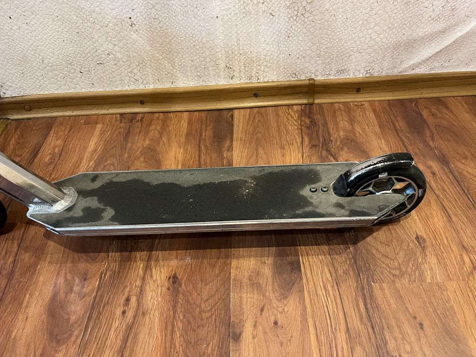 Продам трюковой самокат OXELO SCOOTERS mf.3,6