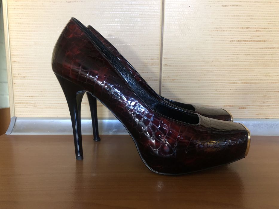 Туфли на шпильке