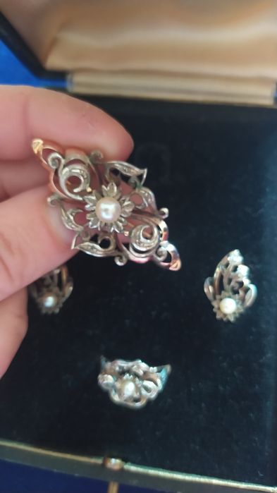 Jóias de prata com ouro