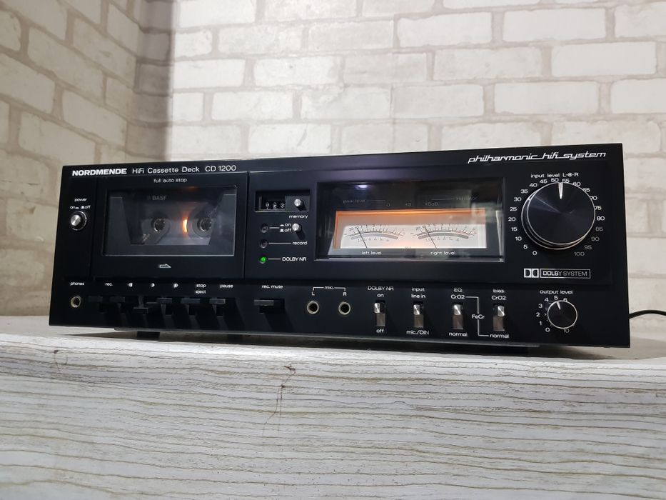 Стрілки! Стерео касетна дека NORDMENDE CD 1200,б/у з Німеччини