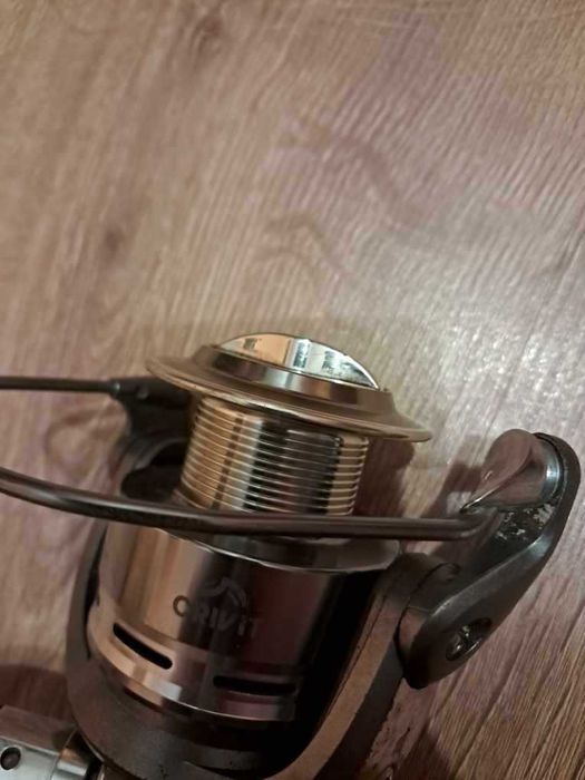 Kołowrotek Crivit wolnym biegiem 5000-S