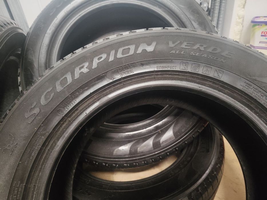 Резина 215/65/17 всесезонна pirelli Scorpion Verde all season