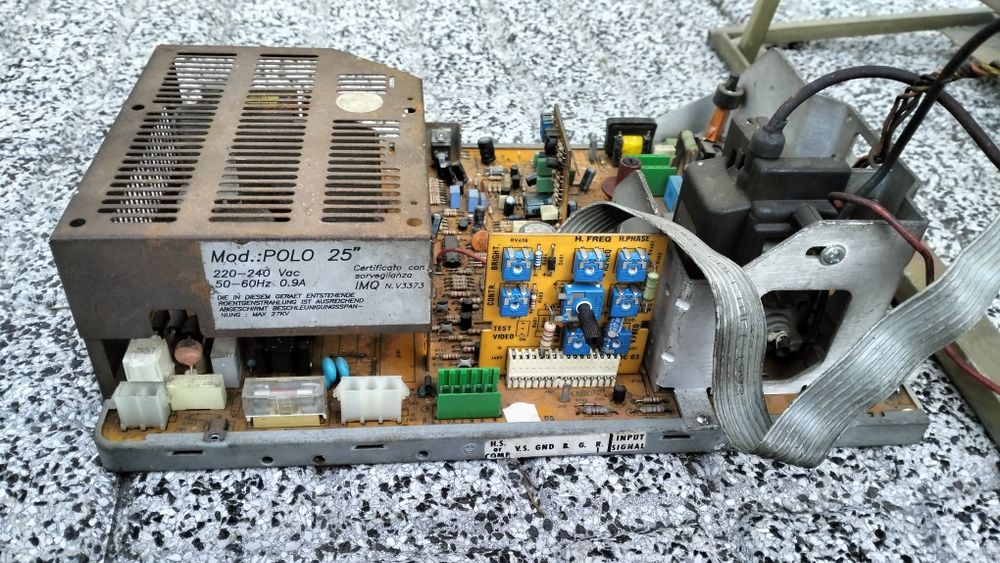 Crt e Material arcade