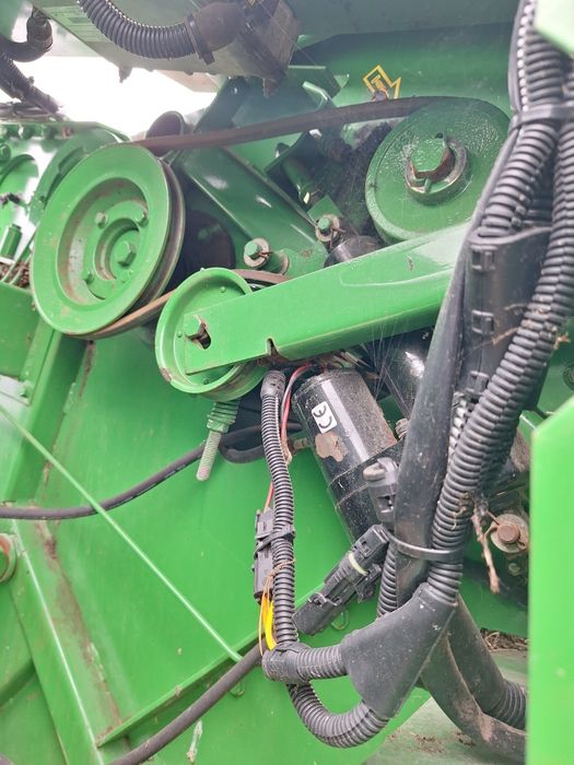 Прес- подборщик Пресс-підбирач John Deere  Claas 
Deere 332, 332а Джон Дір