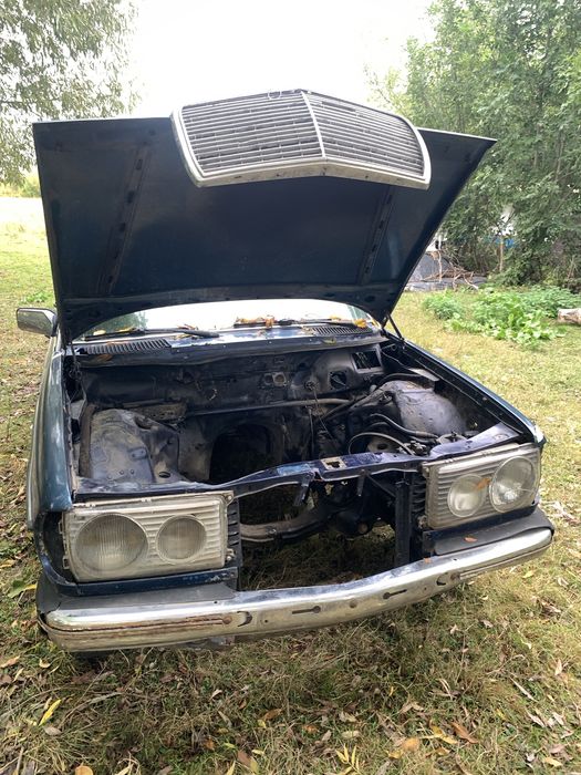 По 3/Ч Mercedes Benz w123 e240