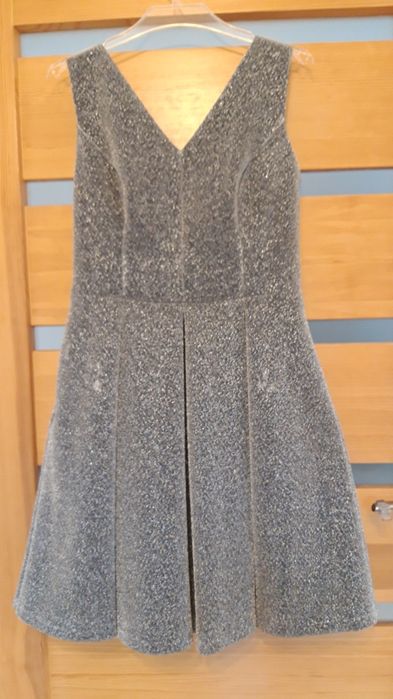 Sukienka M 38 Srebrna nitka Bialcon rabarbar kontrafałdy Sylwester bal