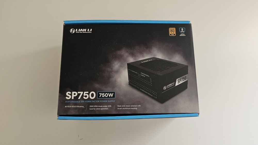 Fonte de alimentação Lian Li SFX SP750 V2 750W 80+ Gold