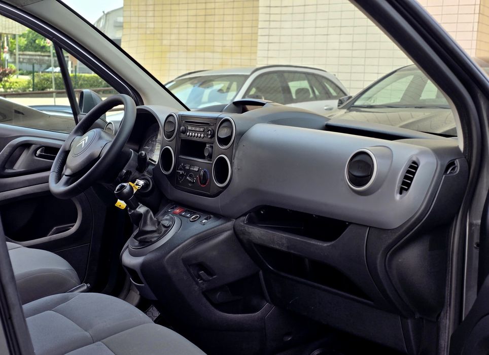Citroen Berlingo L1 1.6HDi 90Cv “Iva dedutível”