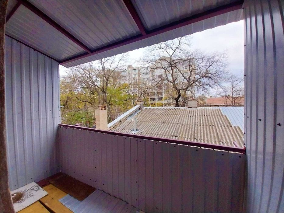 Продам 3 комнатную квартиру на Степовой 64 кв.м.