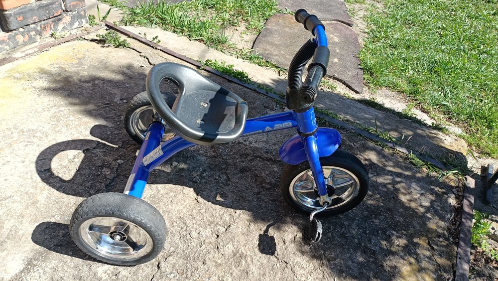 Дитячий триколісний велосипед Lorelli А28 Blue