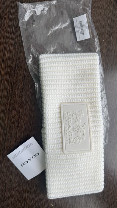 Повʼязка на голову Coach