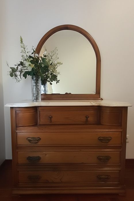 Cómoda de quarto em carvalho maciço