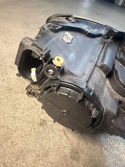 Farol Bi-Xenon Audi A3 8V | 8V0 941 005 E