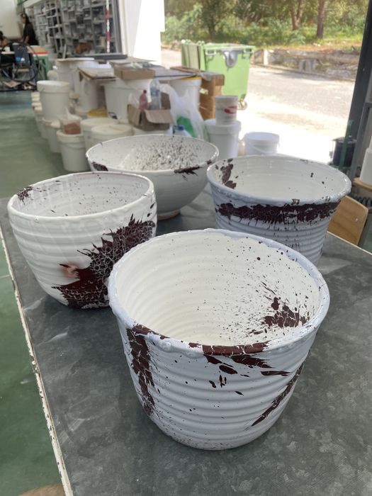 vasos e vasos de flores diferentes JuhozPotz