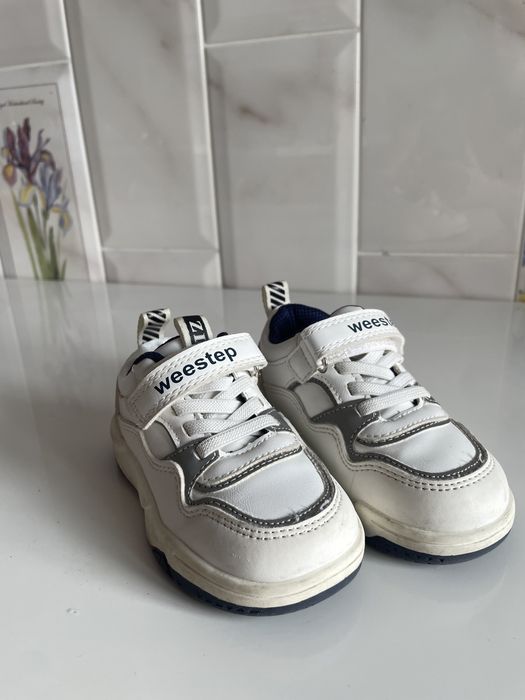 Шкіряні кросівки на хлопчика 22 розмір