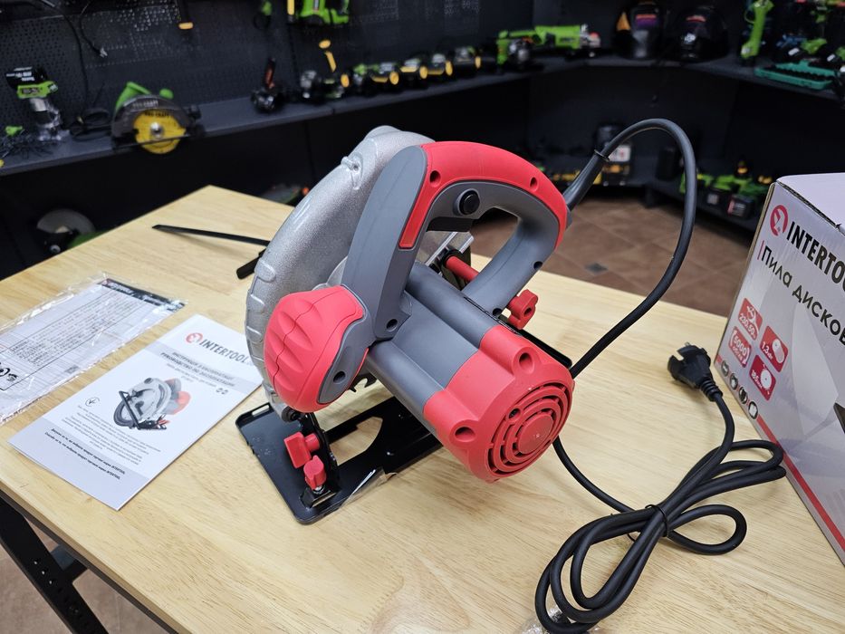 Пила Дисковая 185д Intertool  Гарантия 12мес / Пропил 57мм