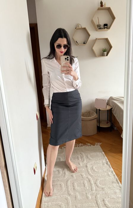 Красива спідниц з нової колекції COS