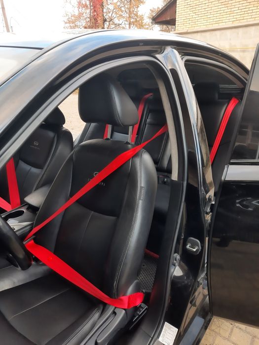 Перетяжка автосалонів.