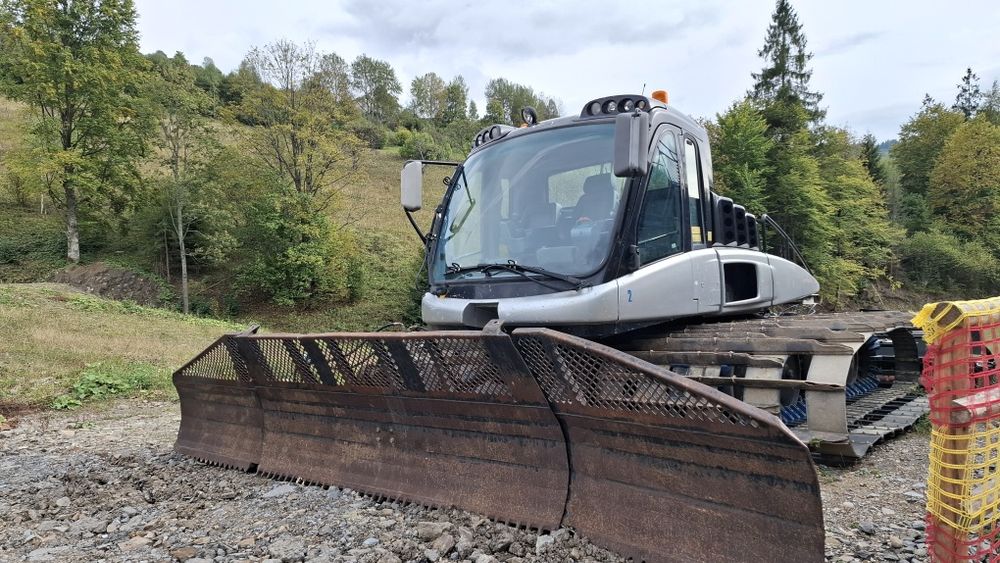 Ретрак, снігові пушки