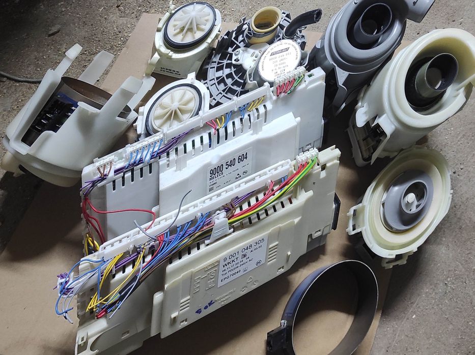 Модуль управління ПММ Bosch/ Siemens: 1 300 грн. - Аксесуари й ...