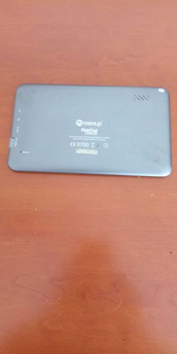 Memup SlidePad 704 - Tablet   Bom Estado de Funcionamento + Carregador
