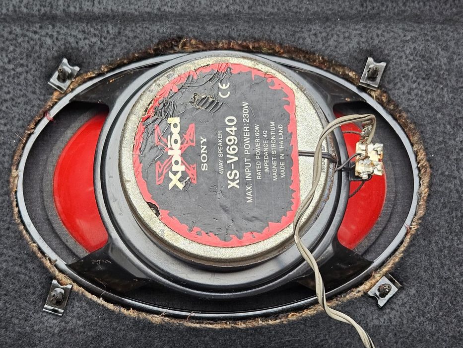 Chapeleira Ford Fiesta com colunas