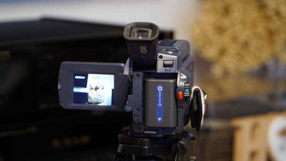 Kamera Sony Digital8 DCR-TRV145E VIDEO8 Super NightShot Retro Sprawna