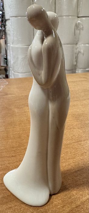 Figurka ceramiczna Para wysokość ok 16cm