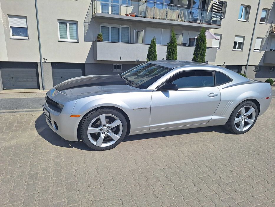 Śliczny Chevrolet Camaro