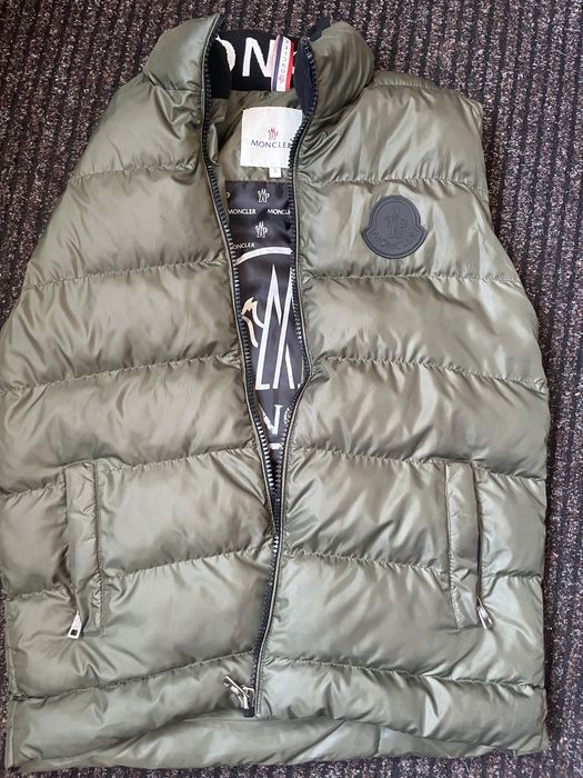 Жилетка moncler