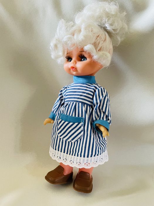 1970 Doll in Excellent Condition