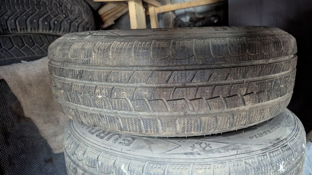 Резина зимня р14