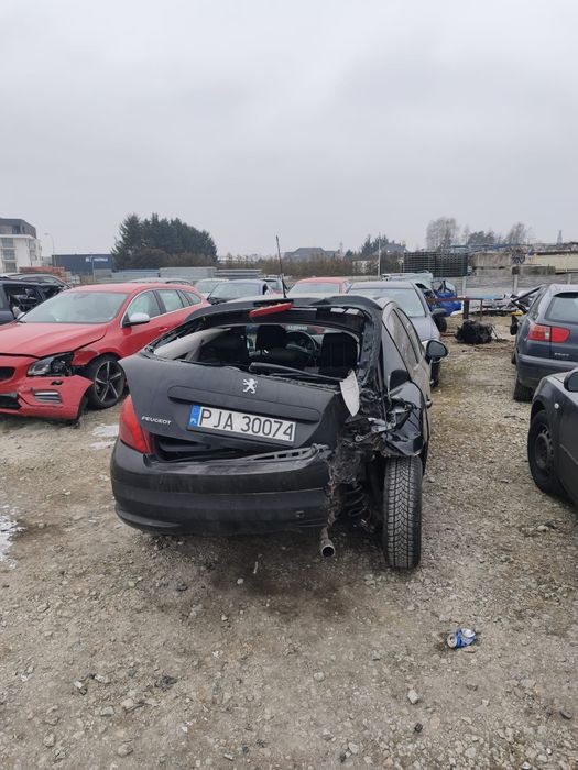 Peugot 207 czarny