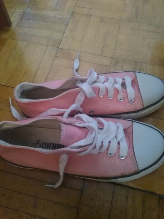 Sprzedam trampki