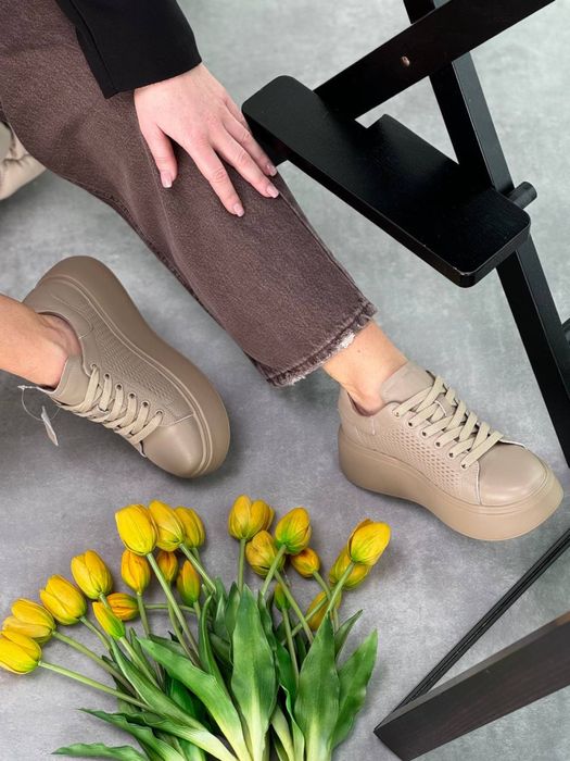 Кросівки натуральна шкіра