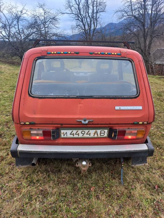 Продам ниву на ходу