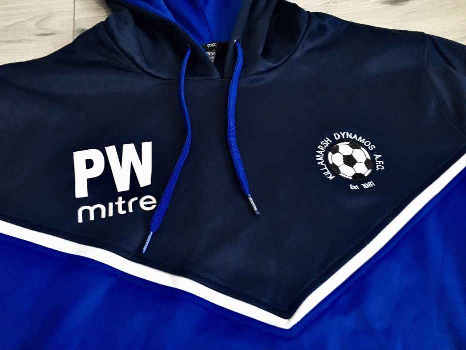 Футбольна кофта