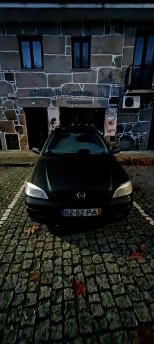 Opel Astra 2000 edição limitada 1000 edition motor avariado (para reparo oupeças)