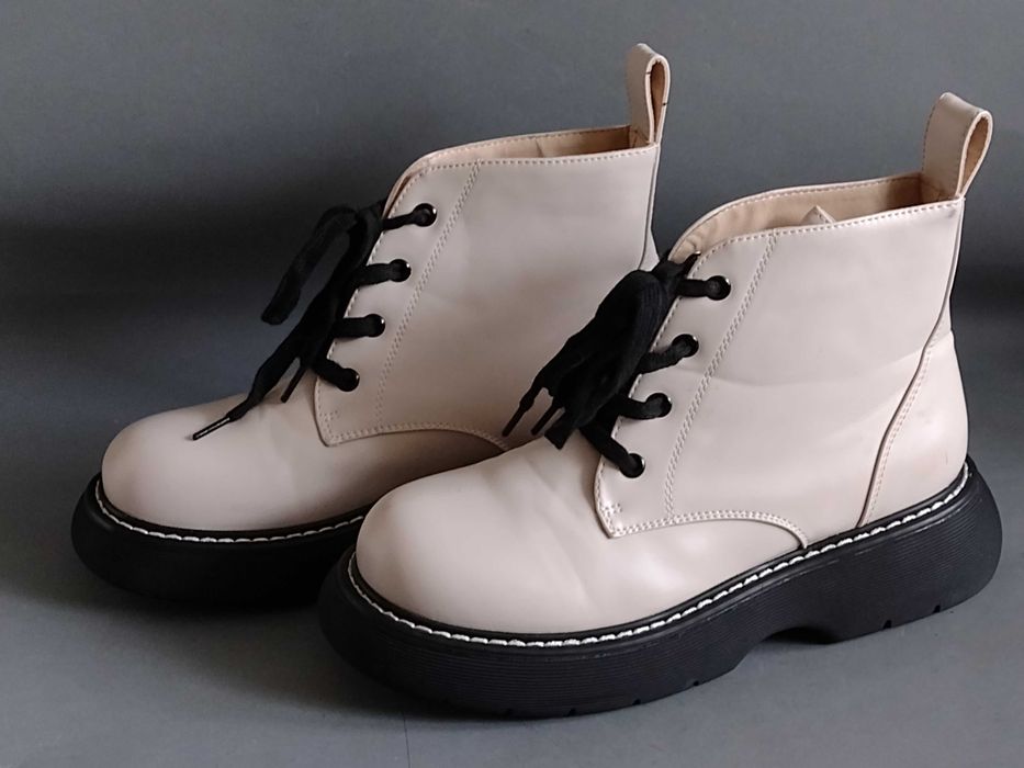 Buty Damskie ładny stan rozm. 39